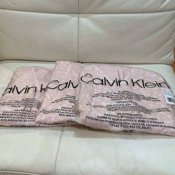 NWT Calvin Klein V-Neck Ruffle Sleeve Trapeze Minidress in Size 4, 6, and 8 - Picture 16 of 16